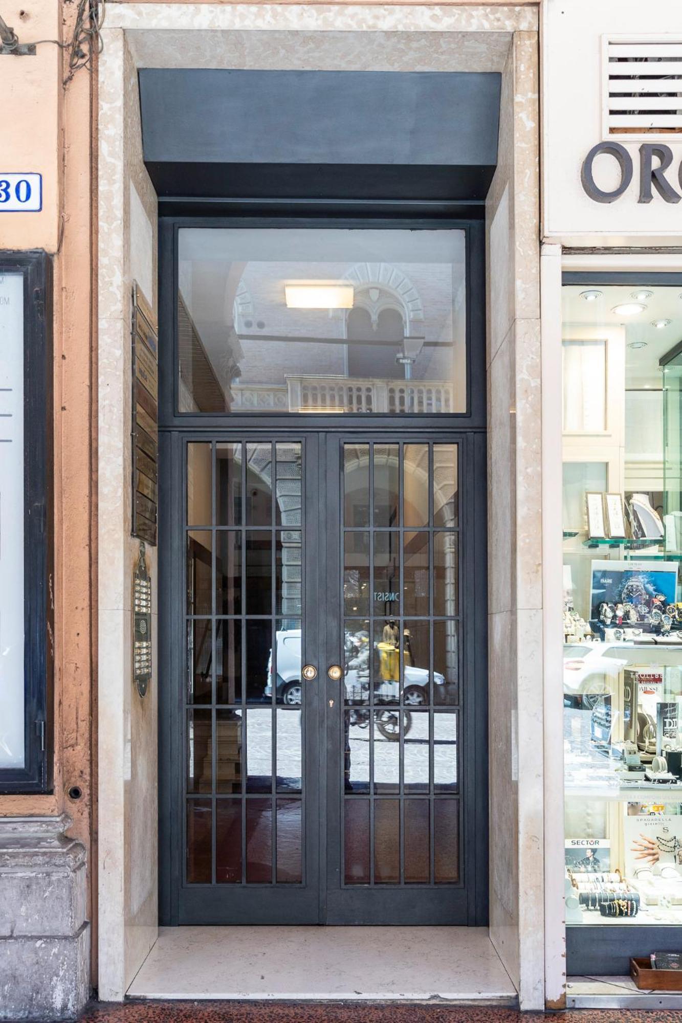 Matildeland Appartamento Centro Storico - Via Indipendenza Bolonha Exterior foto
