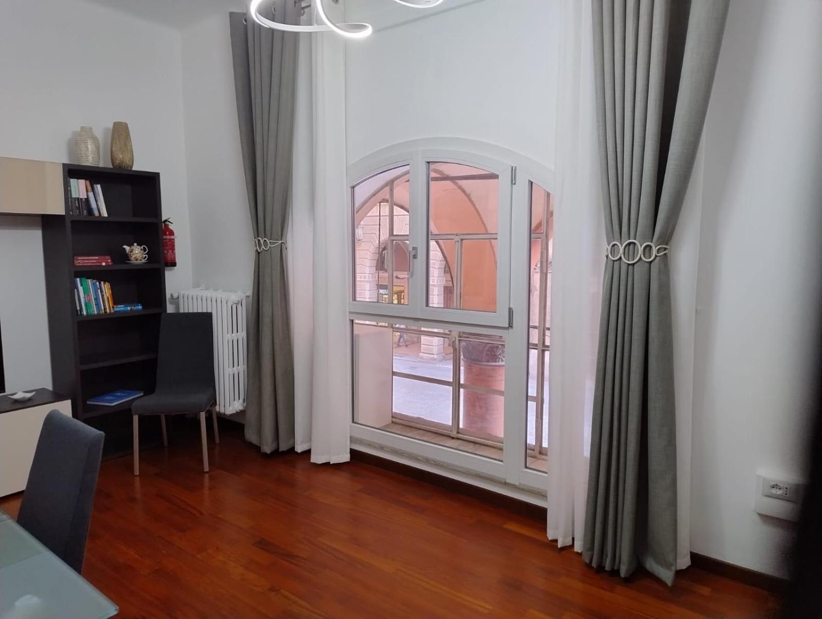 Matildeland Appartamento Centro Storico - Via Indipendenza Bolonha Exterior foto